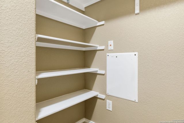 10510 Corvey Lane, Helotes, TX 78023