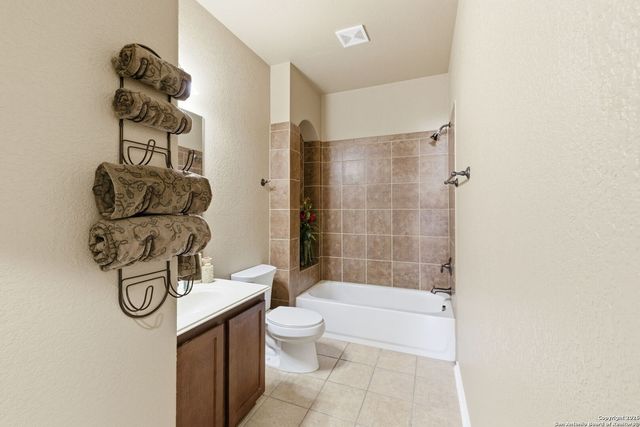 10510 Corvey Lane, Helotes, TX 78023