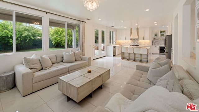 26518 Swan Lane, Canyon Country (santa Clarita), CA 91387