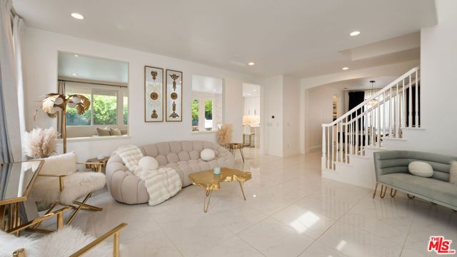 26518 Swan Lane, Canyon Country (santa Clarita), CA 91387
