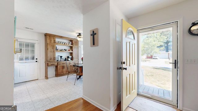 209 Stoney Brook Drive, Carrollton, GA 30116