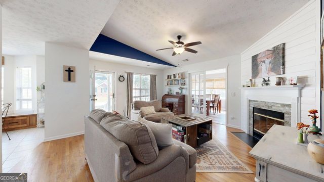 209 Stoney Brook Drive, Carrollton, GA 30116