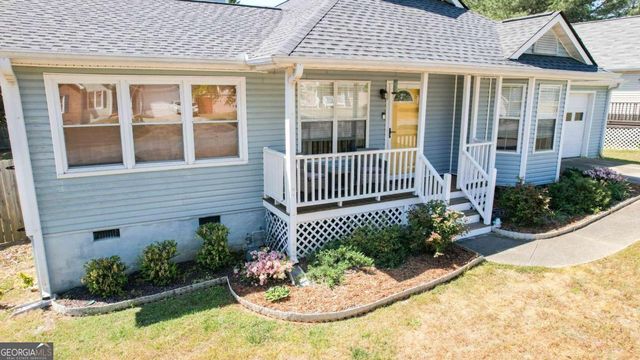 209 Stoney Brook Drive, Carrollton, GA 30116