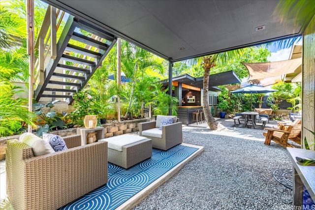 89-1183 Pikaiolena Street, Waianae, HI 96792