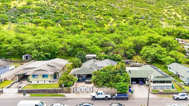 89-1183 Pikaiolena Street, Waianae, HI 96792