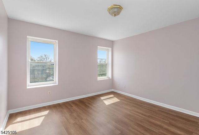 133 N Maple Ave 405, East Orange City, NJ 07017