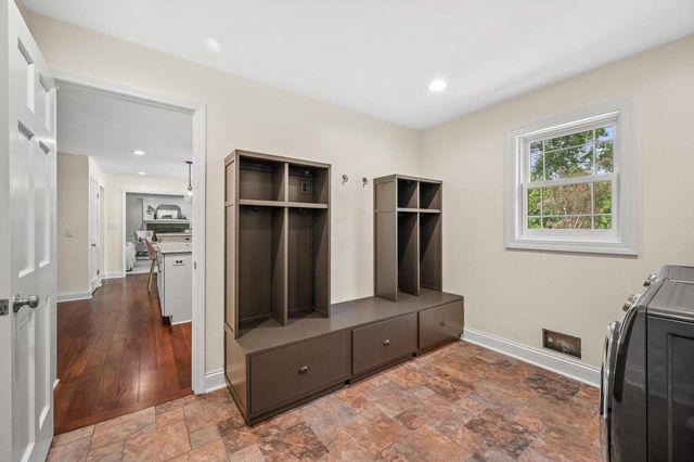 11912 N Lantern LANE, Mequon, WI 53092
