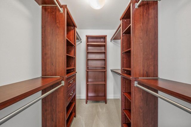 11912 N Lantern LANE, Mequon, WI 53092