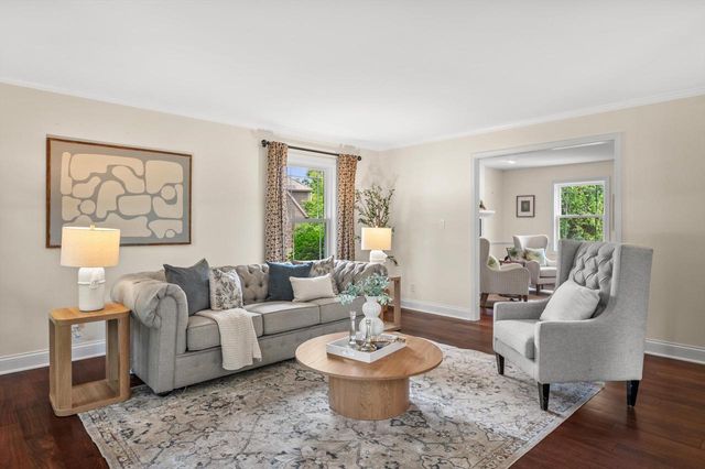 11912 N Lantern LANE, Mequon, WI 53092