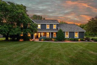 11912 N Lantern LANE, Mequon, WI 53092
