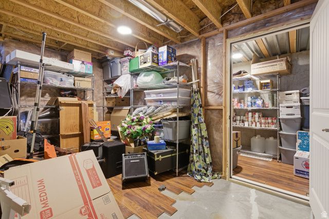 865 S SETTLEMENT CANYON RD, Tooele, UT 84074