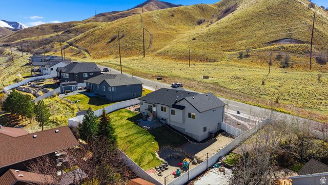 865 S SETTLEMENT CANYON RD, Tooele, UT 84074