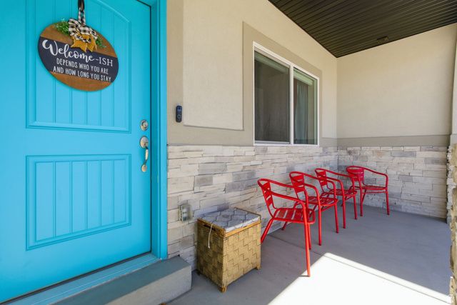 865 S SETTLEMENT CANYON RD, Tooele, UT 84074