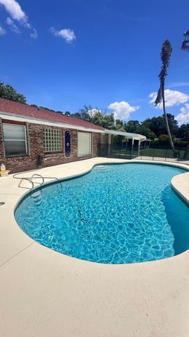 8102 PIONEER Road, Royal Palm Beach, FL 33411