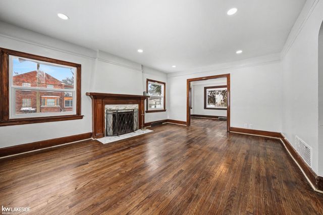 14054 Woodmont Avenue, Detroit, MI 48227