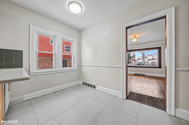 14054 Woodmont Avenue, Detroit, MI 48227