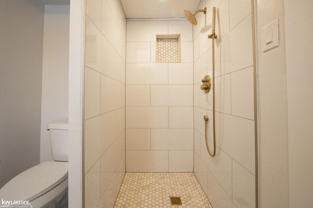 14054 Woodmont Avenue, Detroit, MI 48227