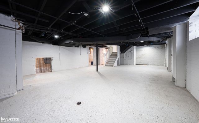 14054 Woodmont Avenue, Detroit, MI 48227