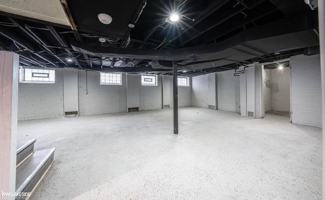 14054 Woodmont Avenue, Detroit, MI 48227