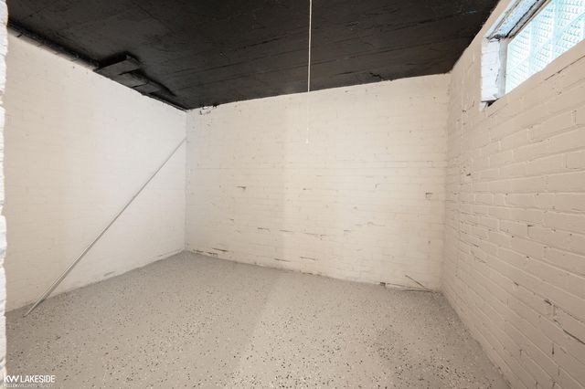 14054 Woodmont Avenue, Detroit, MI 48227