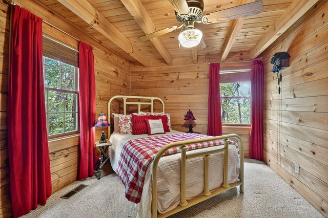 270 Walnut Mountain Road, Ellijay, GA 30540