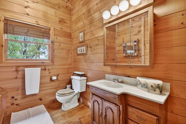 270 Walnut Mountain Road, Ellijay, GA 30540