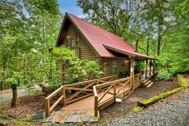 270 Walnut Mountain Road, Ellijay, GA 30540