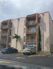 4841 NW 7th St 201-4, Miami, FL 33126