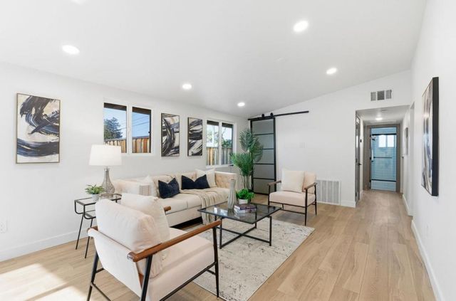 1201 Prescott Avenue, Sunnyvale, CA 94089