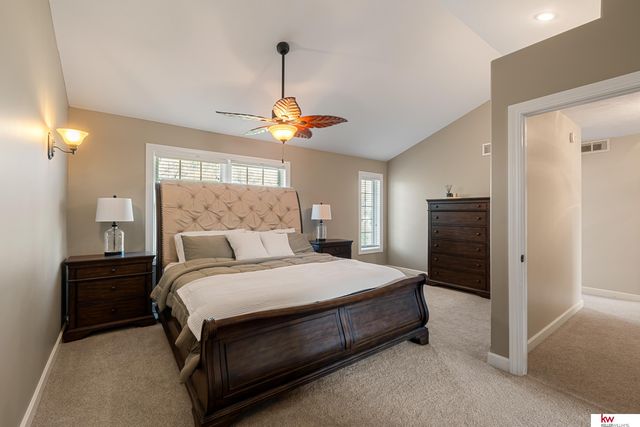 1917 Beaver Lake Boulevard, Plattsmouth, NE 68048