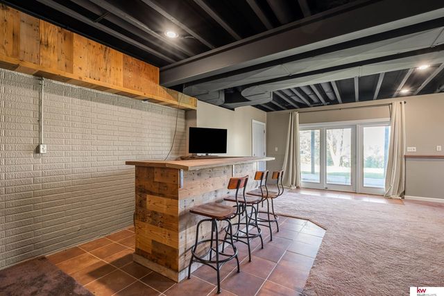 1917 Beaver Lake Boulevard, Plattsmouth, NE 68048