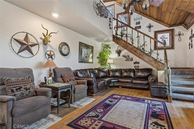 1040 Jungfrau, Crestline, CA 92325