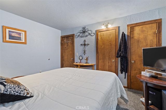 1040 Jungfrau, Crestline, CA 92325