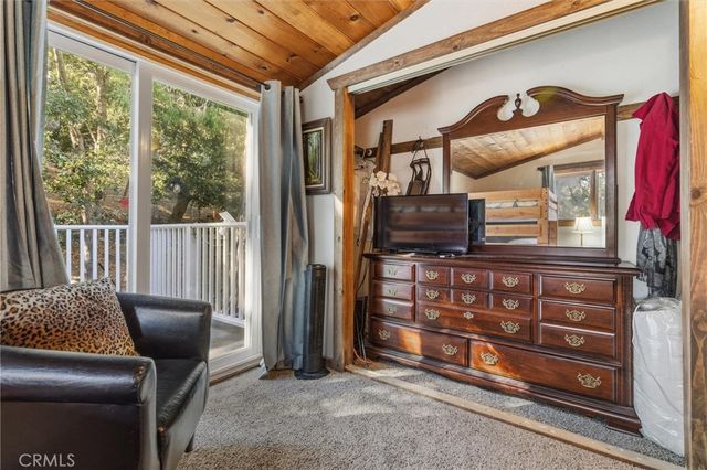 1040 Jungfrau, Crestline, CA 92325