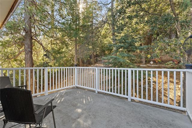 1040 Jungfrau, Crestline, CA 92325