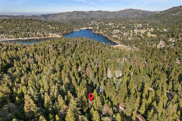 1040 Jungfrau, Crestline, CA 92325