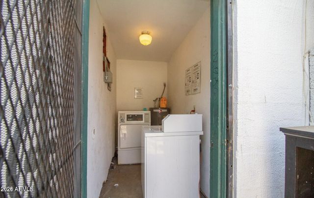2133 W TURNEY Avenue C88, Phoenix, AZ 85015