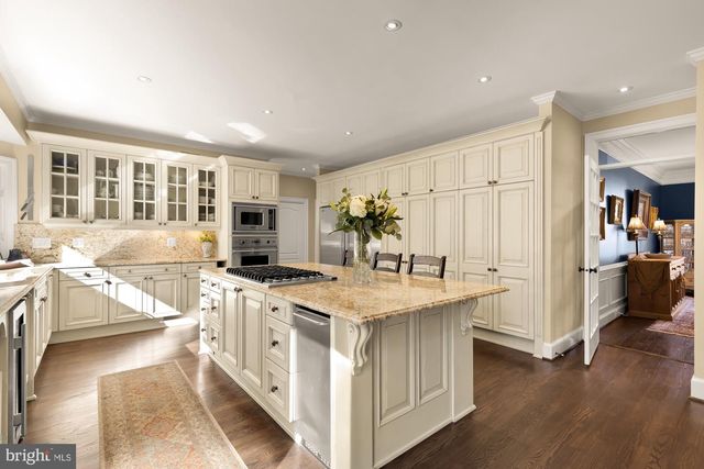 1257 NEW BEDFORD LN, Reston, VA 20194