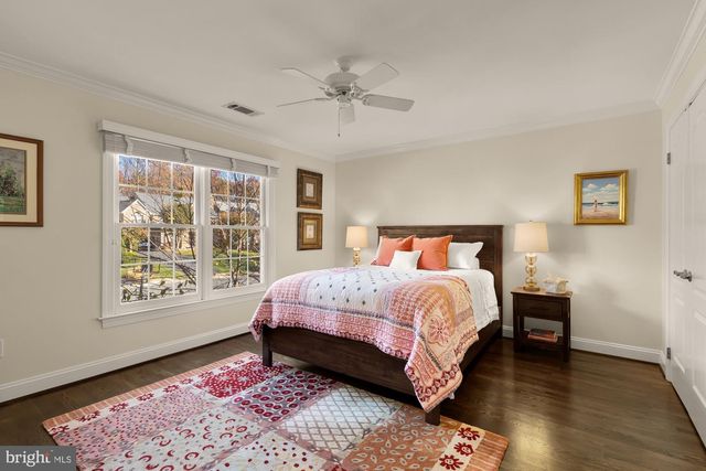 1257 NEW BEDFORD LN, Reston, VA 20194