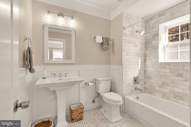 1257 NEW BEDFORD LN, Reston, VA 20194