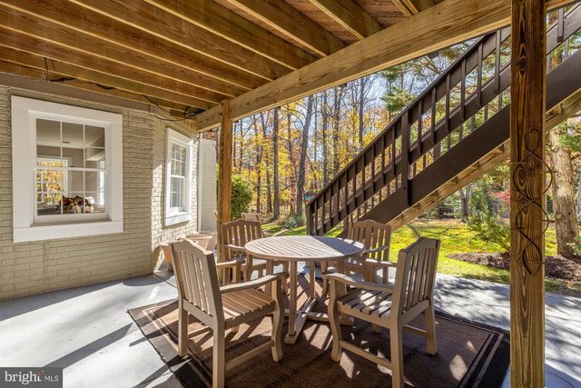 1257 NEW BEDFORD LN, Reston, VA 20194