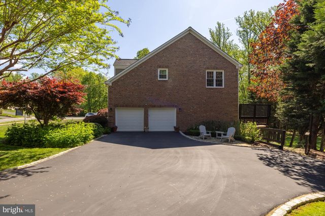 1257 NEW BEDFORD LN, Reston, VA 20194