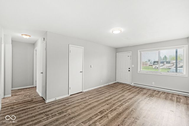 10291 Medallion Drive 158, Indianapolis, IN 46231