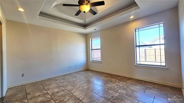 1004 W F Street, Mission, TX 78572