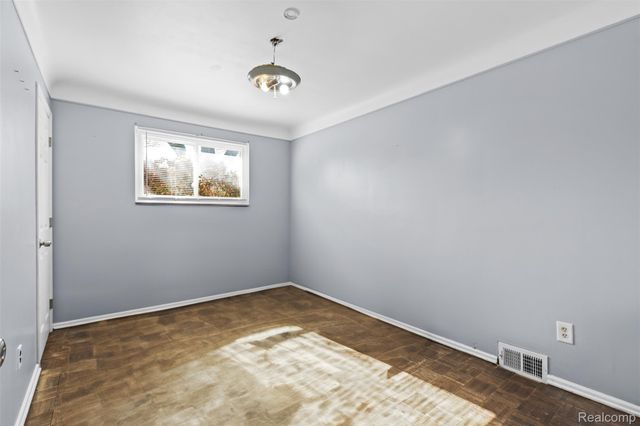 22417 Carolina Street, St. Clair Shores, MI 48080