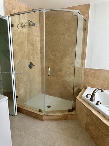 20301 NW 34th Ave 20301, Miami Gardens, FL 33056