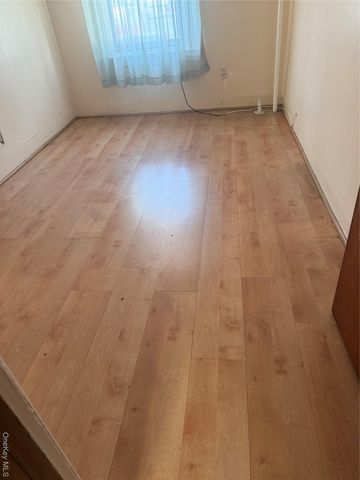 2432 23rd Street 1floor, Astoria, NY 11102