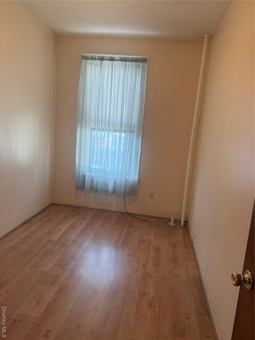 2432 23rd Street 1floor, Astoria, NY 11102