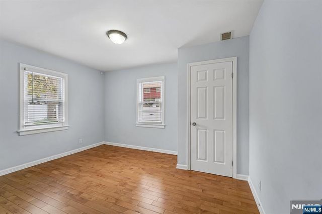 19 Elmwood, West Orange, NJ 07052