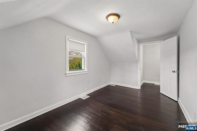 19 Elmwood, West Orange, NJ 07052